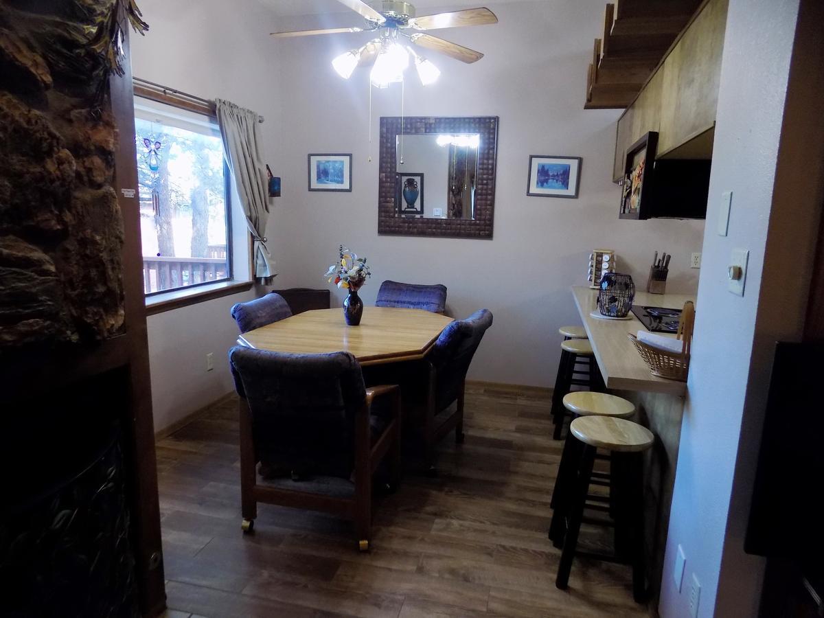 Angel Fire Chalet Экстерьер фото